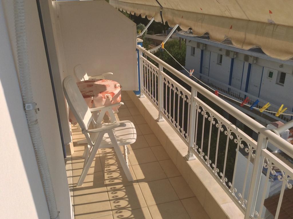 Kostas Rooms Votsi  Exterior foto