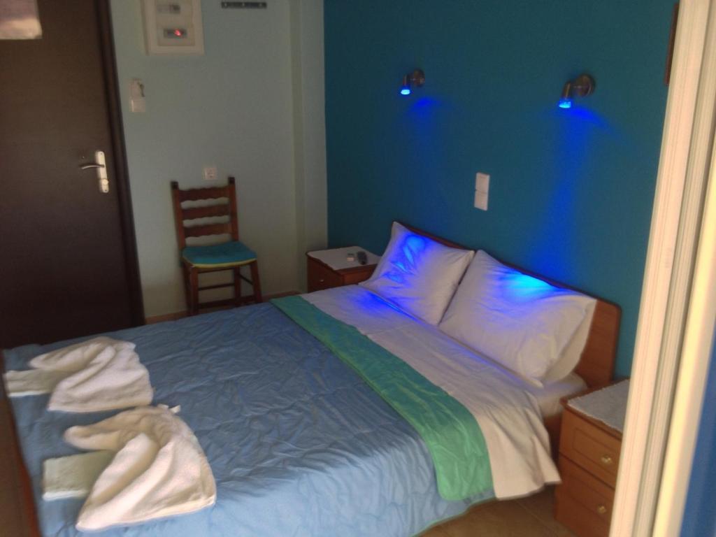 Kostas Rooms Votsi  Habitación foto