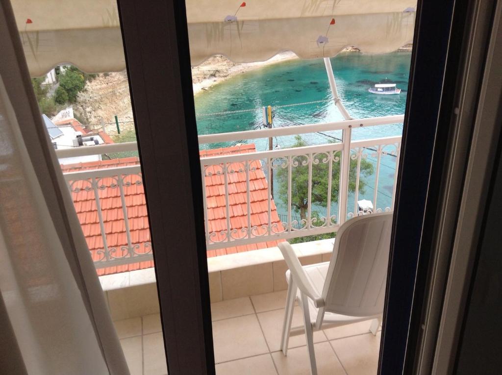 Kostas Rooms Votsi  Exterior foto